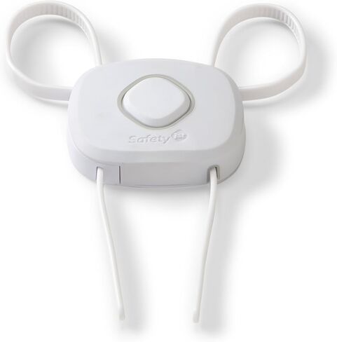 Safety 1st OutSmart™ Flex Lock, Packaging may vary in Kuwait