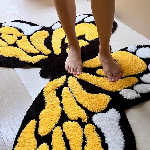 5x3ft Tufted Monarch Butterfly Rug Extra Large Nonslip Backing Machine Washable 3D High-Low Pile Area Runner Rug for Bedroom Living Room Hallway Bathroom in Saudi Arabia