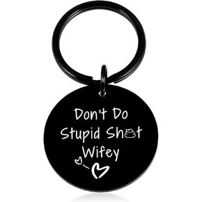 لا تفعل هدية غبية للرجال - سلاسل المفاتيح المعدنية هدايا للزوج الذكر هدايا عيد الحب للرجال البالغين الزوج صديقها من صديقة زوجة الذكرى السنوية سلسلة المفاتيح هدية هدايا عيد ميلاد الجدة in Kuwait