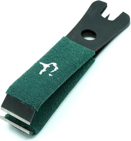 Kingfisher Fly Fishing Nippers with Soft Grip, Stainless Steel Blades, Eye Cleaning Needle (Black) in Saudi Arabia