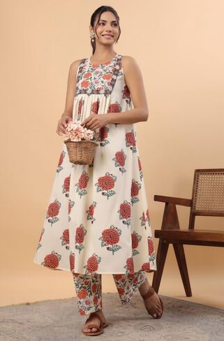 مجموعة كورتا النسائية الهندية من Janasya مصنوعة من القطن الكريمي والزهور in Kuwait