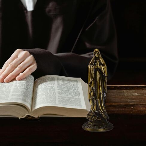 تماثيل دينية من سبيكة كاثوليكية صغيرة برونزية مزخرفة مع ملصق في الأسفل للالتصاق على مكتب كنيسة مذبح المنزل في السيارة (تمثال سيدة النعمة) in Kuwait