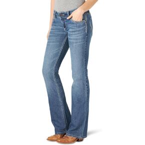 Wrangler Women's Retro Sadie Low Rise Stretch Boot Cut Jean