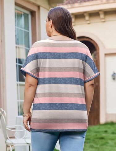 تي شيرت IN'VOLAND مقاس كبير بأكمام قصيرة تي شيرت برقبة على شكل V فضفاض ومخطط فضفاض كاجوال تي شيرت صيفي in Kuwait