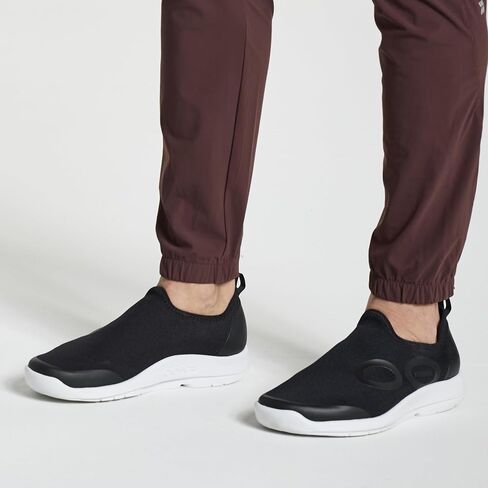 OOFOS OOMG Sport Shoe Black (M12) in Saudi Arabia