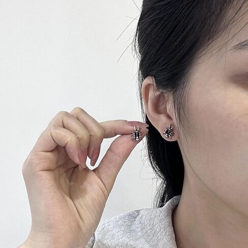 أقراط كاكيكاكي الفريدة من نوعها من الفضة الإسترلينية عيار 925 على شكل نملة واقعية للنساء والرجال in Kuwait