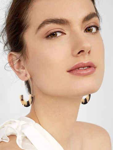 Acrylic Earrings Statement Tortoise Hoop Earrings Resin Wire Drop Dangle Earrings Fashion Jewelry For Women in Kuwait