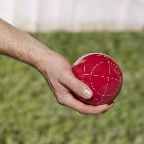 Amazon Basics Bocce Ball Outdoor Yard Games Set with Soft Carrying Case in Saudi Arabia