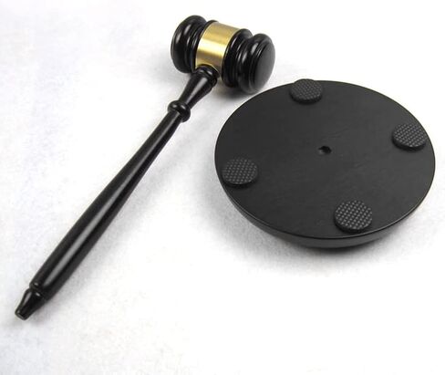 مجموعة مكعبات المطرقة الخشبية، مطرقة مزاد خشبية للقاضي لبيع مزاد المحامي (كما هو موضح) in Kuwait