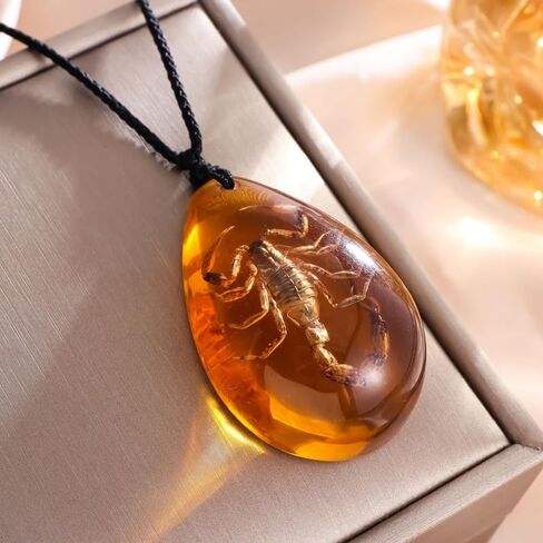 POYAMUSE Real Scorpion Pendant Necklace for Men and Women - Resin Bug Necklace, Scorpion Pendant Necklace - Amber Insect Necklace in Saudi Arabia