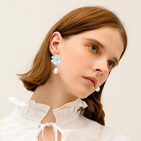 Pearl Bohemian Flower Earrings Floral Petal Flower Stud Earrings Jewelry for Women in Saudi Arabia