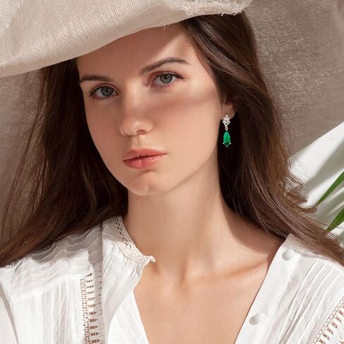 Emerald Earrings Gold and Emerald Drop Earrings Women Emerald Green Earrings Dangling Green Rhinestone Dangle Earrings for Prom Wedding Day in Saudi Arabia