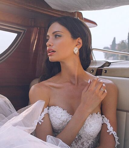 Marquise Sparkly Rhinestone Statement Drop Earrings for Women Vintage Crystal Cluster Earrings for Wedding Jewelry Gift in Kuwait
