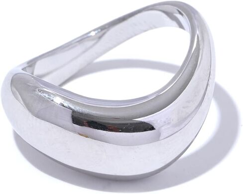 Minimalist Smooth Stainless Steel Metal Geometric Finger Ring Waterproof 18K PVD Plated Distinctive Jewelry in Saudi Arabia