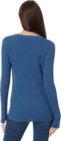 تي شيرت نسائي من Mod-o-doc بأكمام طويلة ورقبة دائرية مع فتحة إبهام in Kuwait