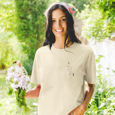 Boho Floral Graphic Tees Vintage Flower T Shirt for Women Oversized Wildflowers Cottagecore Shirts Garden Lover Tops in Saudi Arabia