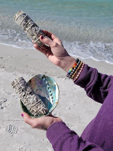 Bulk Sage Bundles Wholesale 25 Pack, Fresh Organic Smudge Sticks, White Sage Sticks for Home Cleansing, Smudging Sage Bulk, Wholesale Sage with Instructions, Charitable! (White Sage - 25 Sticks) in Saudi Arabia