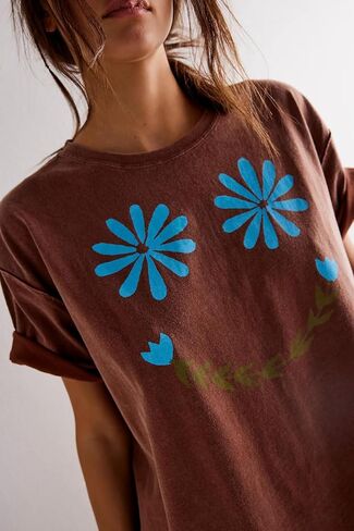 Oversized Graphic Tee Tops for Women Y2K Cute Print Short Sleeve Loose Tshirts Casual Baggy Aesthetic Streetwear in Kuwait