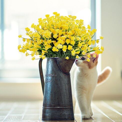 Artificial Daffodils Fake Large Flowers, 4 Bundles Yellow UV Resistant Faux Greenery Foliage Plants Shrubs for Garden, Wedding, Outside Hanging Planter, Farmhouse Indoor Outdoor Decor in Saudi Arabia