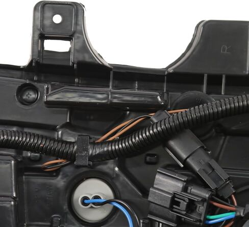 مجموعة مصابيح الذيل متوافقة مع مصباح Chevy Tahoe Suburban 3500HD 2015-2020 LED مصباح خلفي أحمر خلفي GM2800264 84467058 (جانب السائق الأيسر) in Kuwait