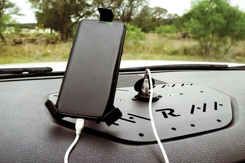 حامل لوحة القيادة من Rago Fabrication للهاتف الخلوي ونظام تحديد المواقع العالمي (GPS) والملحقات الأخرى لسيارة Toyota Tundra 2014-2021 الجيل الثاني | صنع في الولايات المتحدة الأمريكية in Saudi Arabia