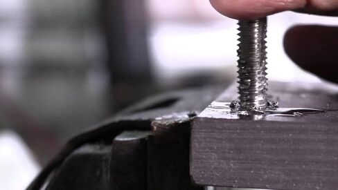 Drill America T/AG8X1.25 HSS Spiral Point Tap, Tap America, M8 x 1.25 in Saudi Arabia
