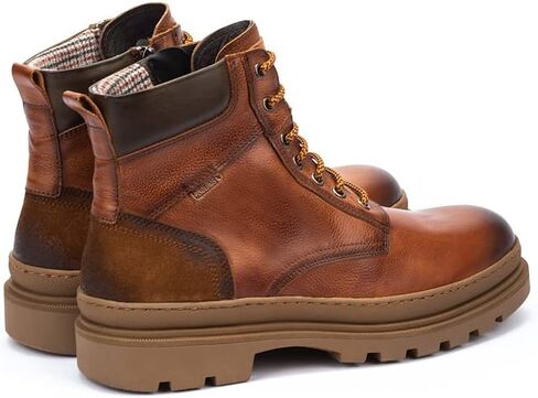 حذاء PIKOLINOS للكاحل مصنوع من الجلد للرجال in Kuwait