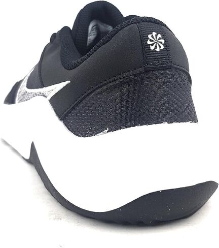 Nike Men's Sneaker, 9 US in Saudi Arabia