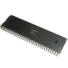 Pack of 1 MC68000P10 Microprocessor Chip MC68000 DIP64