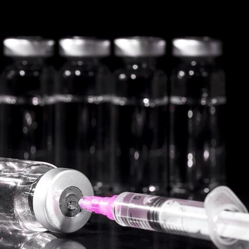 20 Pack 10ml Industrial Sterile Syringes with 18Ga 1.5 Inch, Plastic Disposable Syringe for Scientific Labs, Liquids Refilling and Measuring in Kuwait