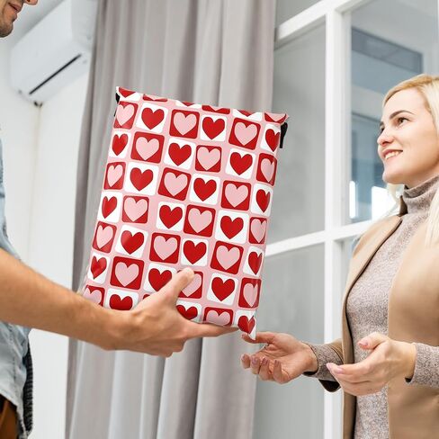 100Pcs Valentine's Day Poly Mailer 10 x 13 Inch Love Heart Packaging Bags Self Seal Mailing Envelopes Bags for Small Business Clothing in Saudi Arabia