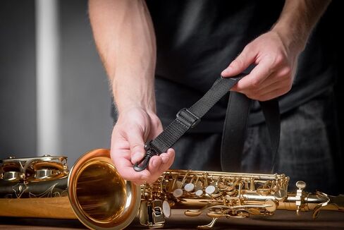 Saxophone Neck Strap. Artificial Leather Soft Padded Sax Strap. Adjustable Length & Comfortable for Alto Tenor Soprano Sax in Kuwait