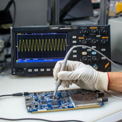SDS220S OWON Oscilloscope 200MHz Bandwidth 2+1 Channel 3 in 1 Functions with 25MHz Waveform Generator Digital Multimeter 7" LCD Display 1GS/s Sample Rate in Kuwait