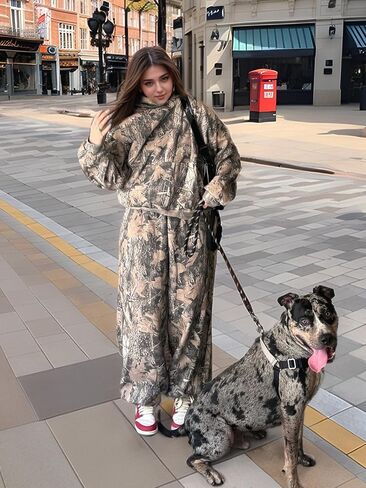 YKR Camo Sweatsuits for Women 2 Piece Outfit Camo Maple Leaf Hoodie Printed Fleece Sweatpants Lounge Sets in Saudi Arabia