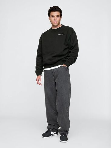 GAP Men's Mini Logo Crewneck Sweatshirt in Kuwait