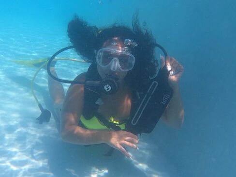 DRENCH 100% Underwater Waterproof Waist Pack. Submersible Waterproof Phone Pouch. Dry Bag for Swimming & Snorkelling. Underwater Phone case. Waterproof Fanny Pack. (Black) in Saudi Arabia