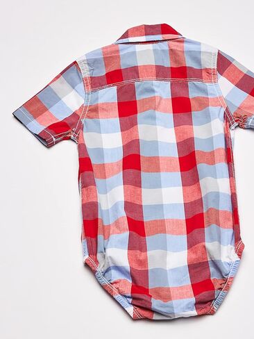 بدلة Oshkosh Baby Boy بأزرار أمامية، طباعة شاحنة بيضاء، 6M in Saudi Arabia