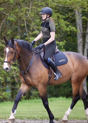 Kerrits Women's Free Style Knee Patch Horse Riding Tights – Silicone Grip Horse Riding Tights with Pockets Stretch & Coverage in Kuwait