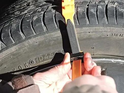 Zip Grip Go Cleated إطار الشتاء الجر الثلجي الطيني - سيارة الدفع الرباعي فان شاحنة (عبوتان) قد تختلف التعبئة والتغليف in Saudi Arabia