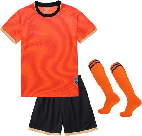 Hiheart Boys Soccer Jersey و Shorts Te-Shirt و Shorts مع الجوارب in Kuwait
