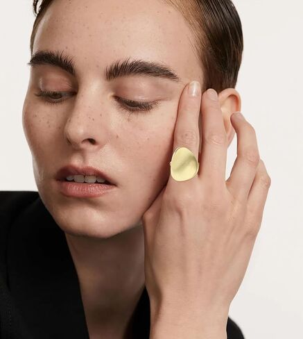 Aprilery Gold Rings for Women, Fashion Chunky Signet Statement Rings Gold Plated Band Ring Wide Metal Round Rings Cocktail Costume Jewelry Gifts for Her in Kuwait