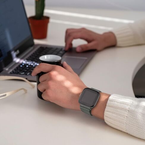 حزام معدني متوافق مع Fitbit Versa 2 Bands / Fitbit Versa Bands للنساء والرجال، حزام سوار بديل بحلقة شبكية من الفولاذ المقاوم للصدأ لساعة Fitbit Versa 2 / Fitbit Versa / Versa Lite / Versa SE الذكية in Kuwait