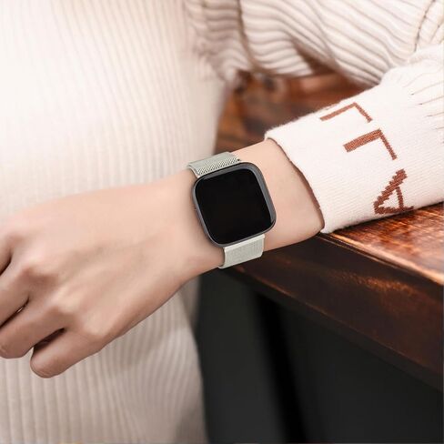 حزام معدني متوافق مع Fitbit Versa 2 Bands / Fitbit Versa Bands للنساء والرجال، حزام سوار بديل بحلقة شبكية من الفولاذ المقاوم للصدأ لساعة Fitbit Versa 2 / Fitbit Versa / Versa Lite / Versa SE الذكية in Kuwait