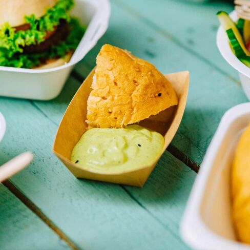 BIOZOYG Food Boats 250 Pack 8 oz Paper Food Trays - Food Boats disposable Snack Trays - Nachos, French Fries, Tacos, Party Snacks - Serving Baskets Cardboars Trays in Saudi Arabia