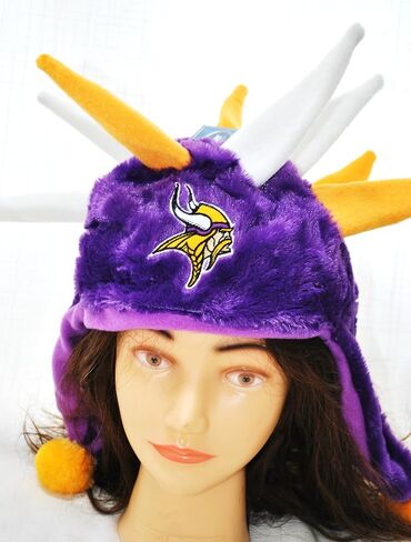 FOCO NFL unisex Spike Dangle Hat in Saudi Arabia