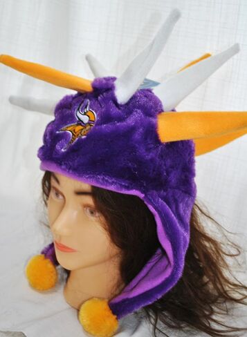 FOCO NFL unisex Spike Dangle Hat in Saudi Arabia