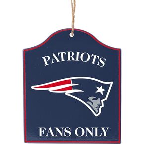 Boelter Brands NFL New England Patriots Wooden Fan Sign Ornament