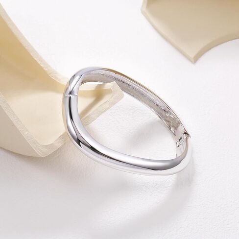 Chunky Gold Bangle Bracelet for Women,Thick Gold Plated Hinged Cuff Bangles,Arm Cuff Jewelry for Women Gifts in Saudi Arabia
