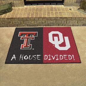 FANMATS 22975 Texas Tech / Oklahoma House Divided Rug - 34 in. x 42.5 in.