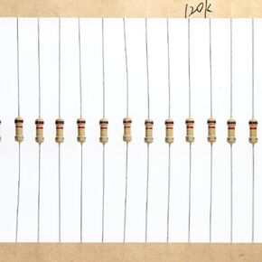200 Pieces 0.25 Watts 1/4W 10K Ohm 5% Carbon Film Resistor